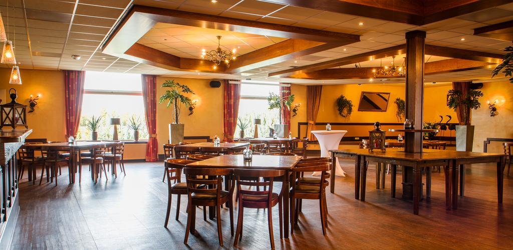 Hotel Restaurant Het Roode Hert Dalfsen Extérieur photo